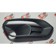 Moldura Lanterna Seta Dianteira/farol Neblina Nova Daily 3.0 Ld Garcia Diesel
