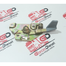 Fechadura Grade Frontal Tech/ Trakker/ Eurocargo/ Cavallino/ Cursor/ Tector Inferior Ld Garcia Diesel